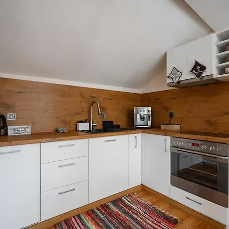 Artistic Loft With Amazing View Пловдив